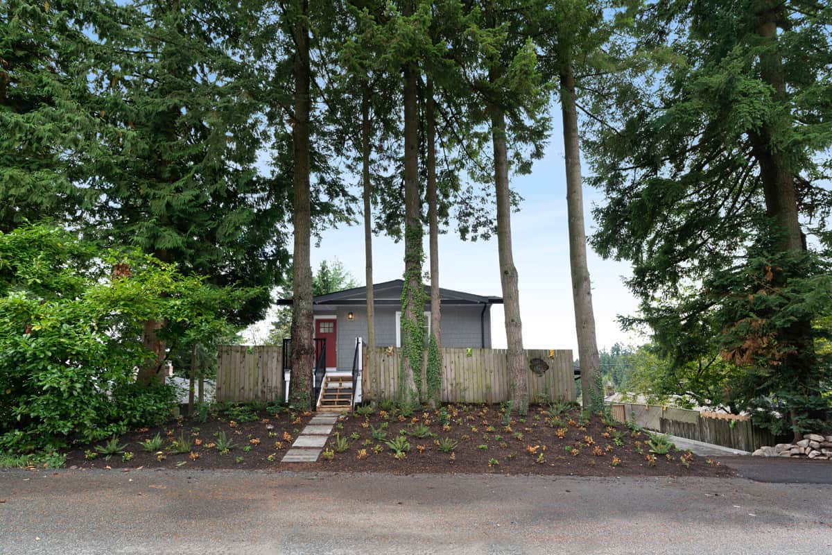 Coach House Tempe Crescent North Vancouver