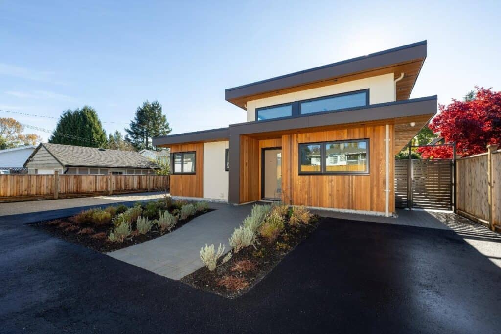 Small-Scale Multi-Unit Housing Coach House